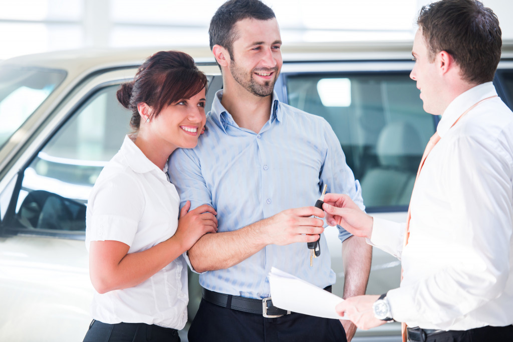 buying a new car from a dealership